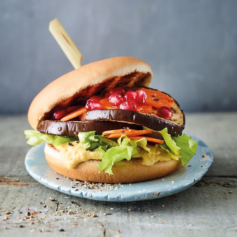 Photo de/du Burger à l’aubergine et à l’houmous par WW