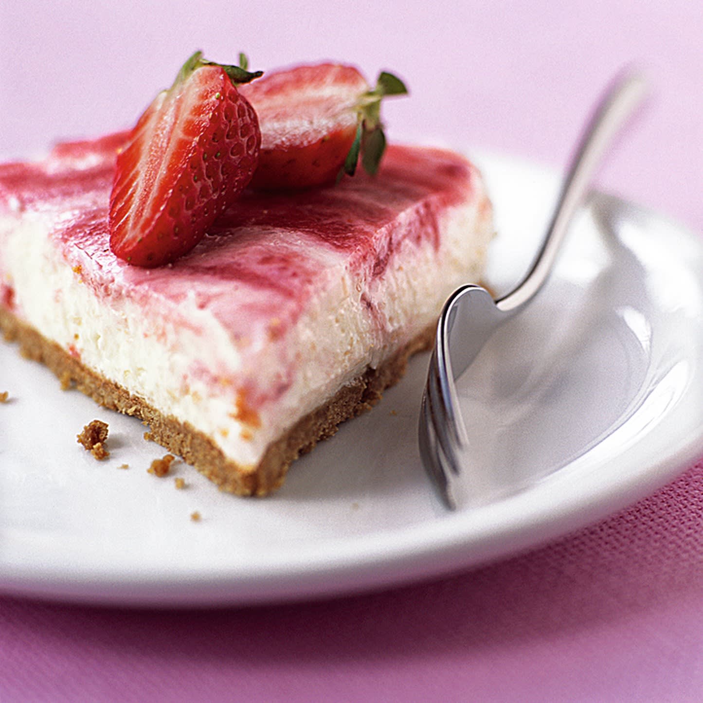 Photo de/du Cheesecake marbré à la fraise par WW
